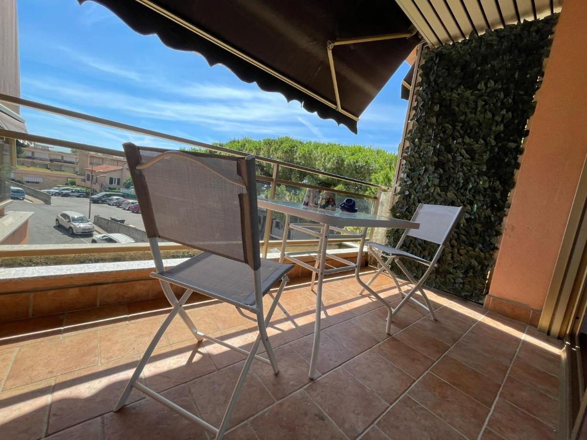 Suite Mono Orchidea - Box Auto & Terrazzo Sanremo Luaran gambar